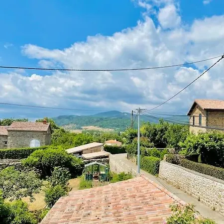 Agreable Maison De Village Avec Balcon Roiffieux